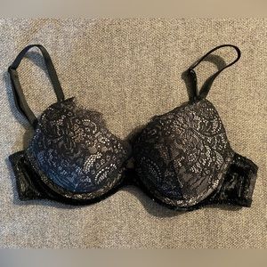 Victoria’s Secret push-up bra